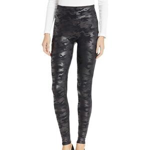 Spanx Faux Leather Camo Leggings Black Sz M